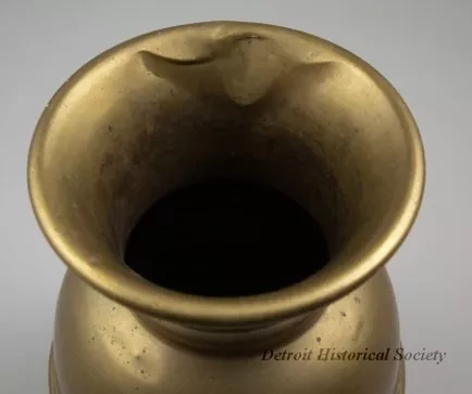 Spittoon