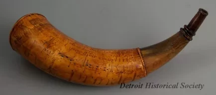 Horn, Powder