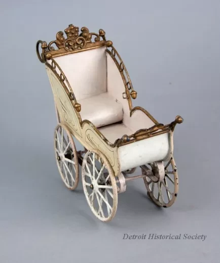 Carriage, Doll
