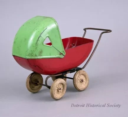 Carriage, Doll