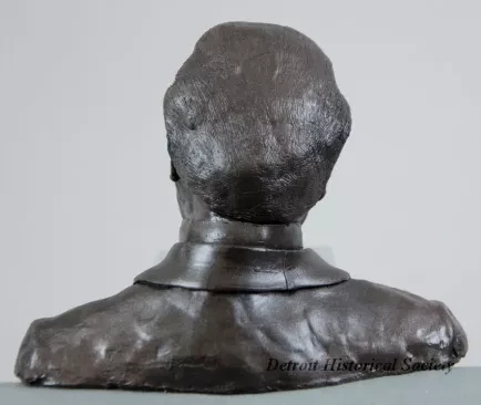 Bust