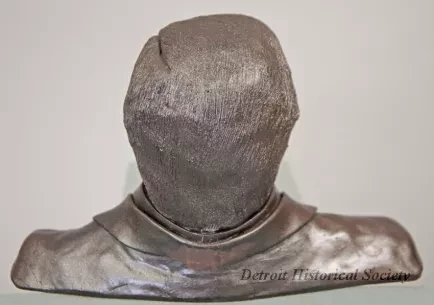 Bust