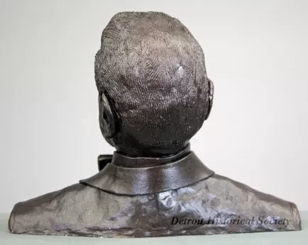 Bust