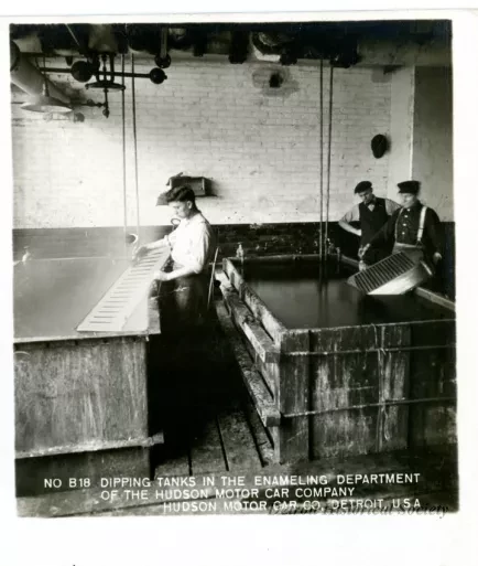 Stereograph - Dipping Tanks In The Enameling Department Of The Hudson Motor Car Company, Hudson Motor Car Co, Detroit, USA