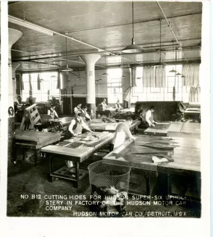 Stereograph - Cutting Hides For Hudson Super-Six Upholstery In Factory Of The Hudson Motor Car Company In The Background, Hudson Motor Car Co, Detroit, USA