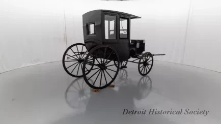 Carriage - 1890's Enclosed Rockaway Carriage - Dhs_1948_145_028_arceye_spin_02_007