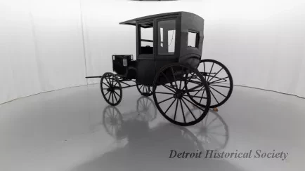 Carriage - 1890's Enclosed Rockaway Carriage - Dhs_1948_145_028_arceye_spin_01_021