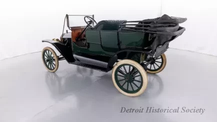 Automobile - 1911 Model T Ford Touring Car