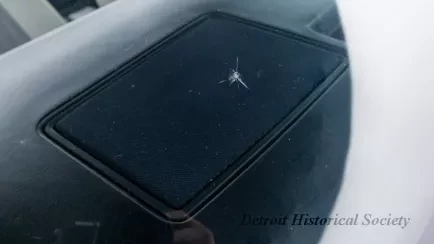 Automobile