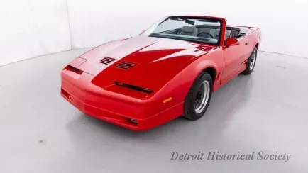 Automobile