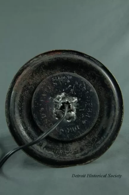 Lamp, Oil