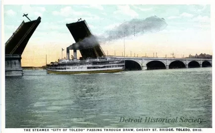 Postcard - The Steamer "City of Toledo" Passing Through Draw, 
Cherry St. Bridge, Toledo, Ohio