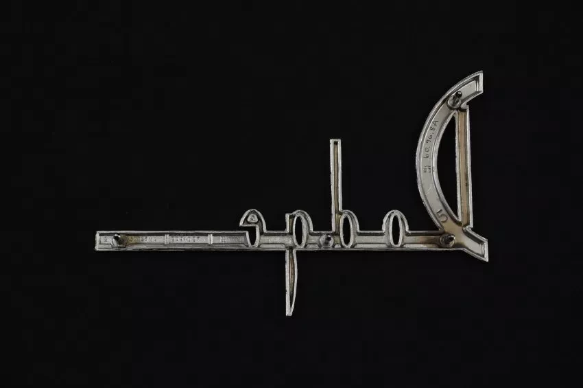 Emblem, Automotive