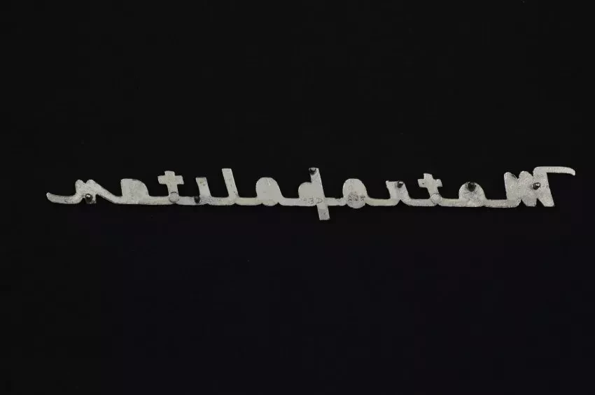 Emblem, Automotive
