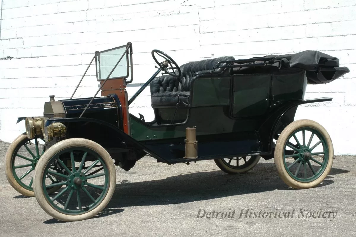 Automobile - 1911 Model T Ford Touring Car