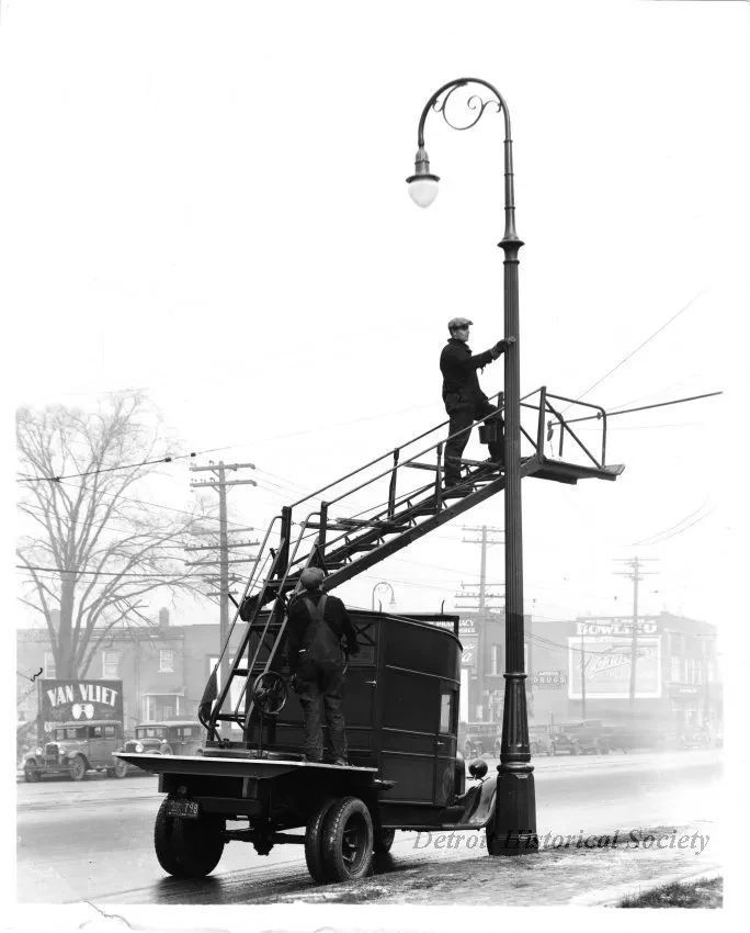Print, Photographic - Pole Painting Time