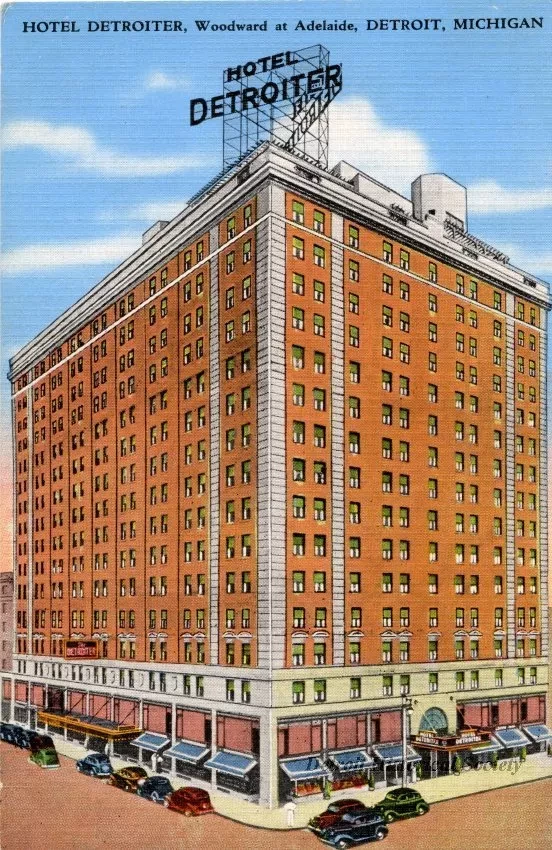 Postcard - Hotel Detroiter, Woodward at Adelaide, Detroit, Michigan