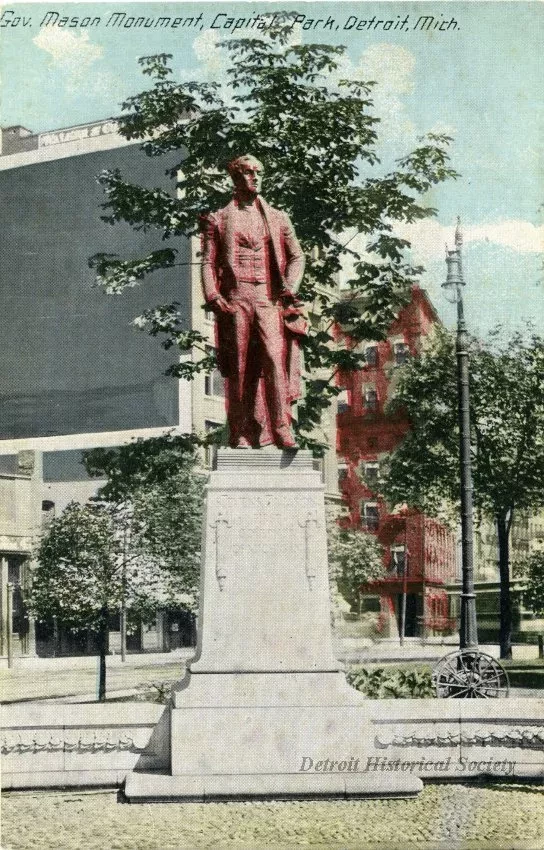 Postcard - Gov. Mason Monument, Capital Park, Detroit, Mich.