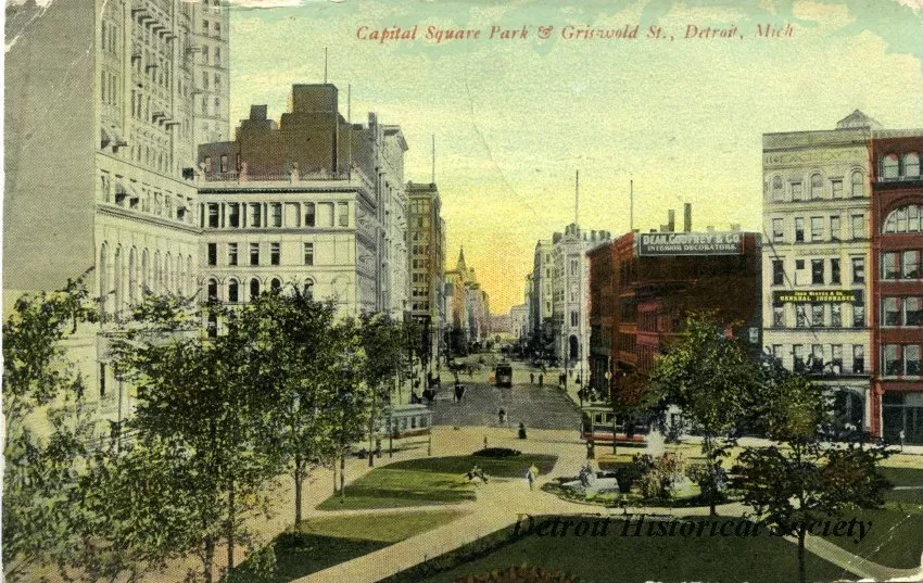 Postcard - Capital Square Park & Griswold St., Detroit, Mich.
