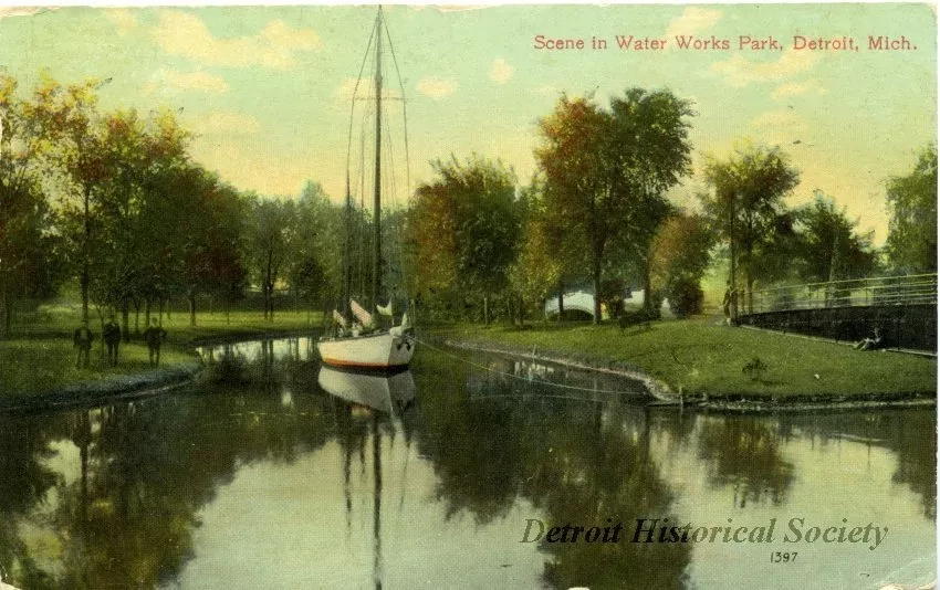 Postcard - Scene in Water Works Park, Detroit, Mich.