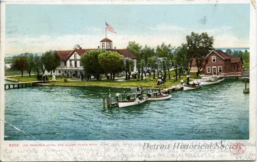 Postcard - Joe Bedore's Hotel, Ste. Claire Flats, Mich.