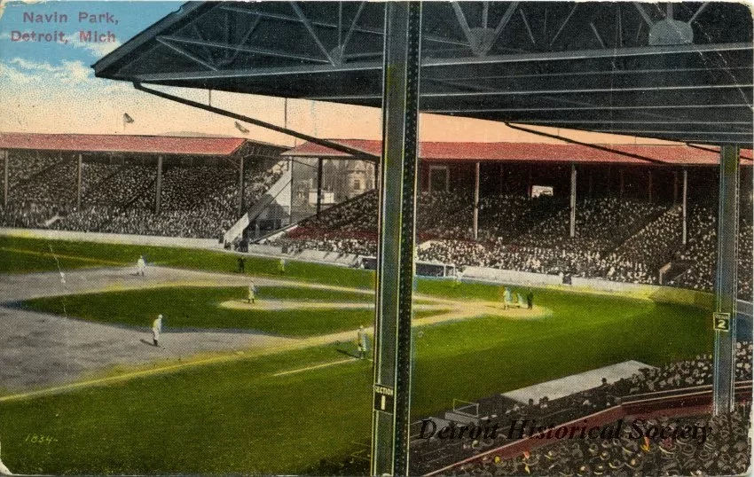 Postcard - Navin Park, Detroit, Mich
