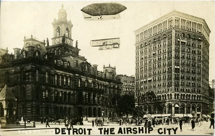 Postcard - Detroit The Airship City