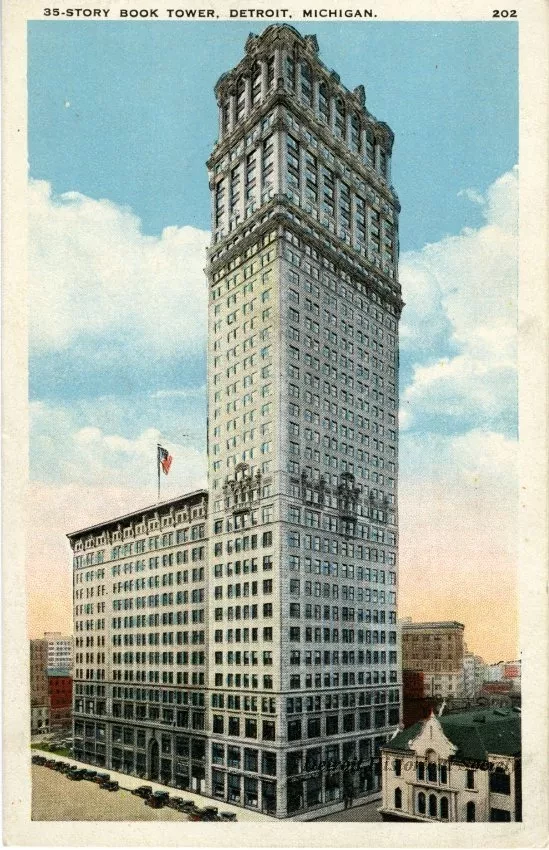 Postcard - 35-Story Book Tower, Detroit, Michgian