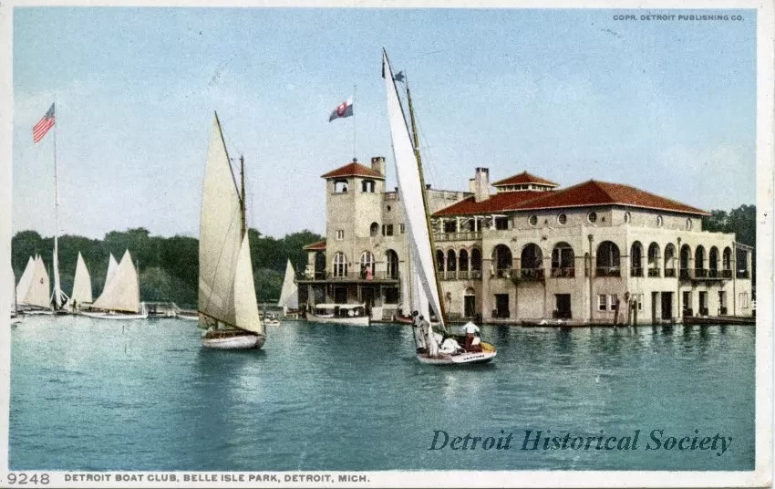 Postcard - Detroit Boat Club, Belle Isle Park, Detroit, Mich.