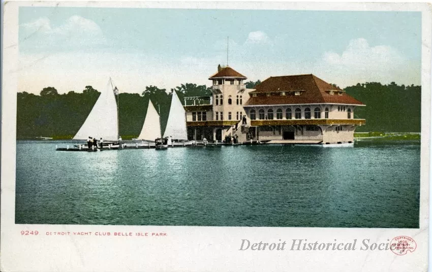 Postcard - Detroit Yacht Club, Belle Isle Park.