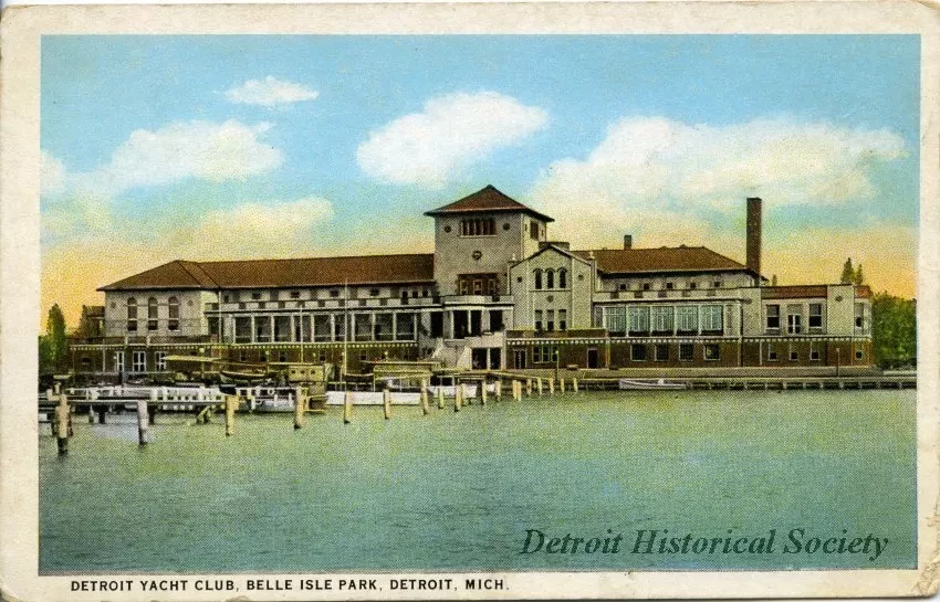 Postcard - Detroit Yacht Club, Belle Isle Park, Detroit, Mich.