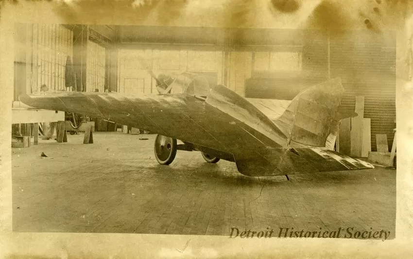 Postcard, Picture