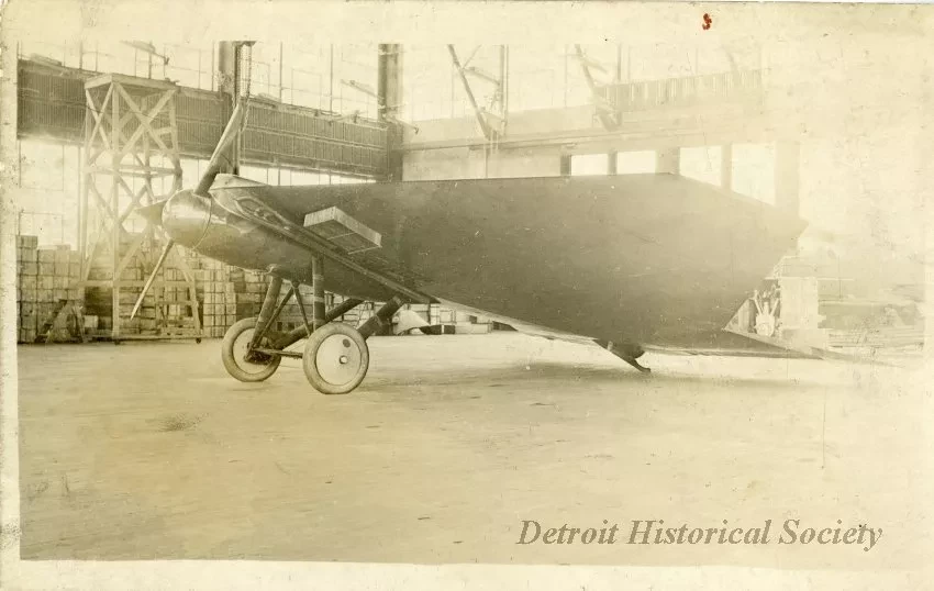 Postcard, Picture