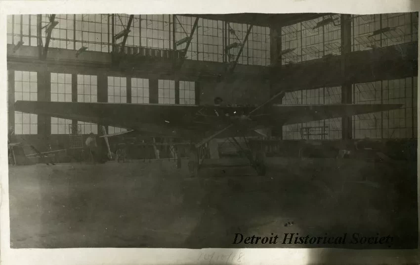 Postcard, Picture