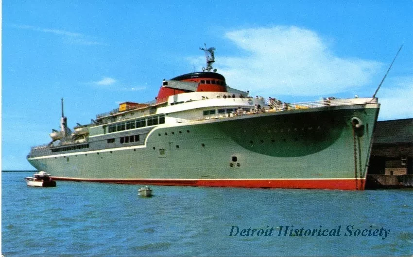 Postcard - Aquarama