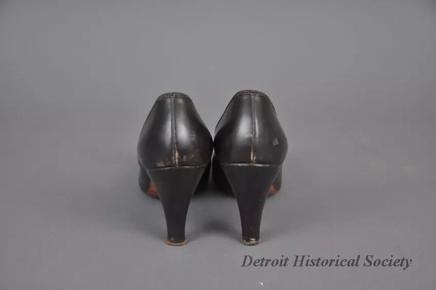 Shoe, Pump