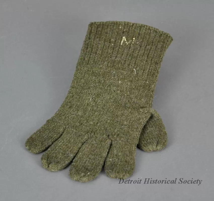 Glove