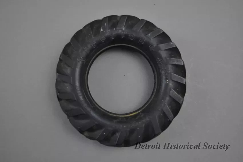 Tire, Tractor
