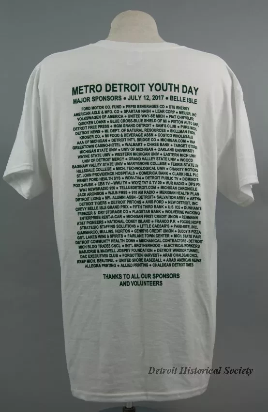 T-Shirt