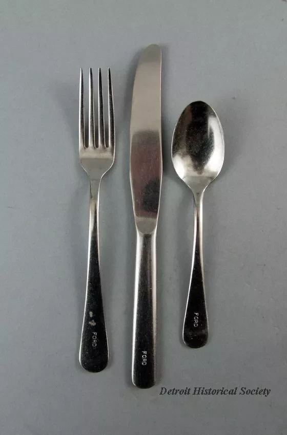 Set, Tableware