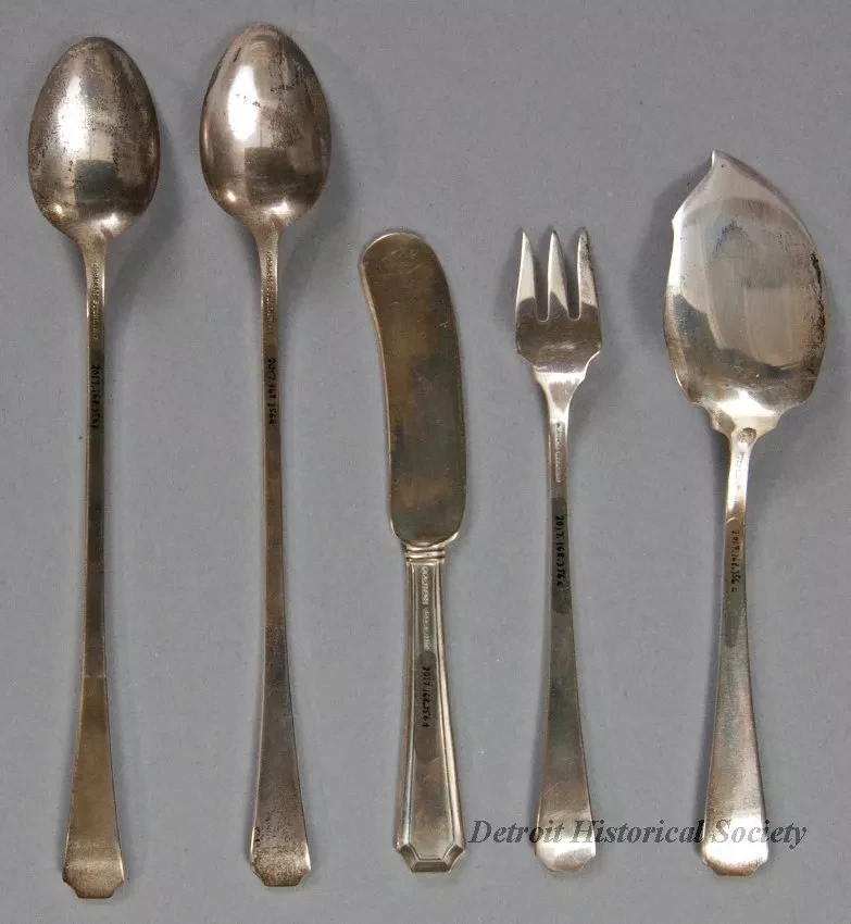 Set, Tableware