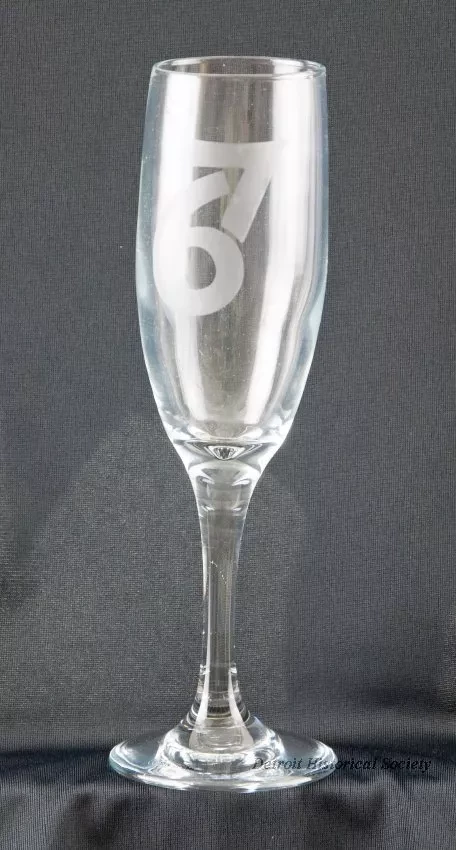 Glass, Champagne