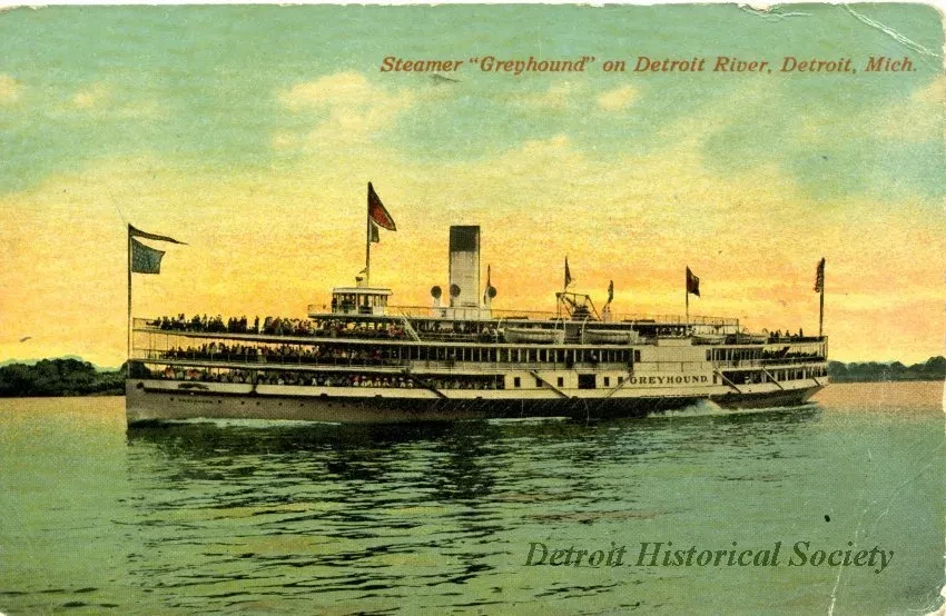 Postcard - Steamer "Greyhound" on Detroit River, Detroit, Mich.