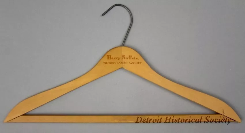Hanger, Clothes