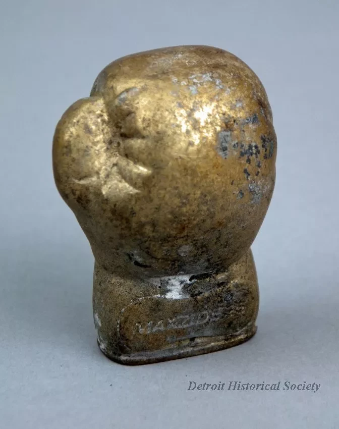 Figurine