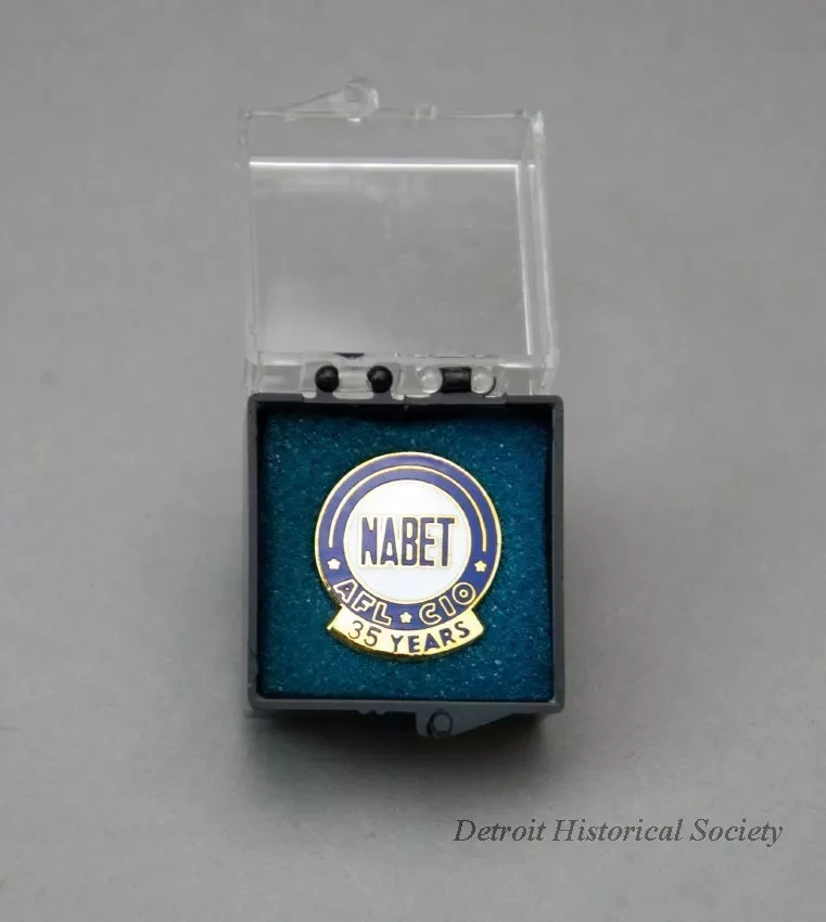 Pin, Lapel