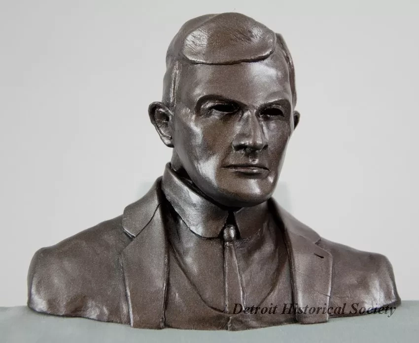 Bust