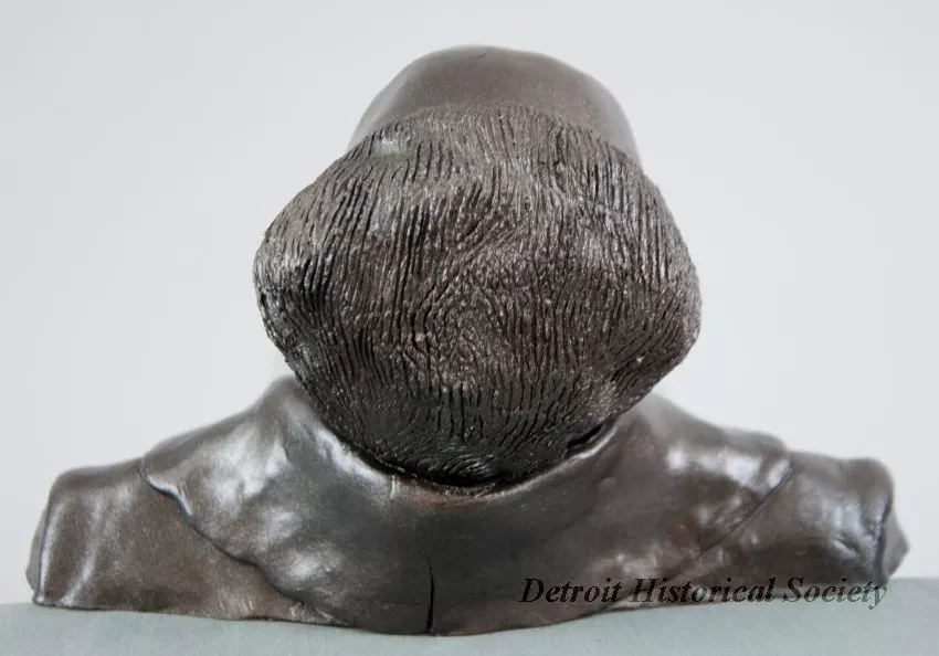 Bust