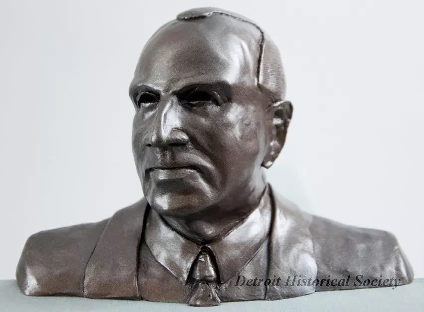 Bust