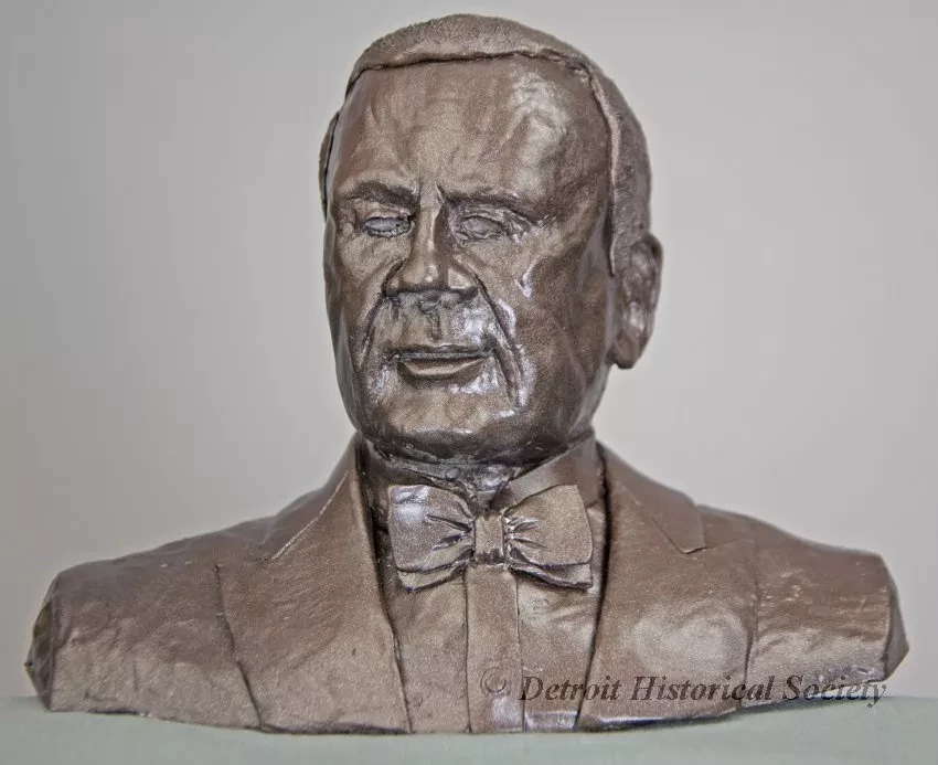 Bust